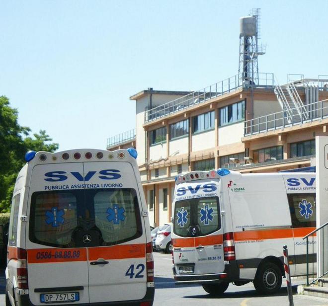 Lite alla sagra a Lari, ferito consigliere Pd «Aggrediti per strada» 