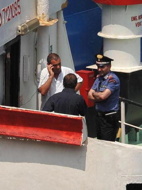 Trattativa estenuante per muovere il cargo 