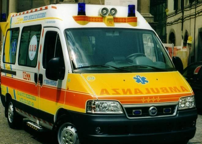 Pittore rischia di soffocare Ma al 118 il medico non c’è 