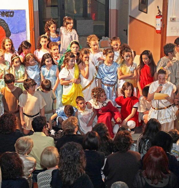 Baby attori interpretano l’Odissea