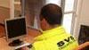 Vestiti da protezione civile truffano una signora