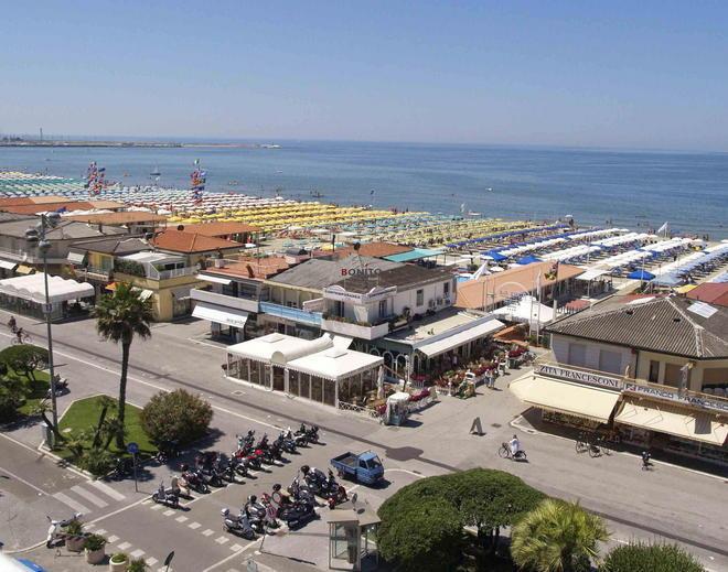 Notizia-choc: Passeggiata in vendita 