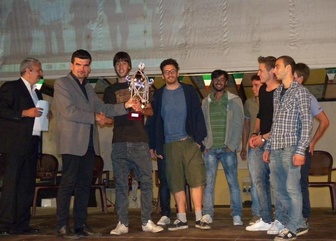 La Perla affronta i comici giovedì la serata del premio
