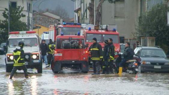Terremoto, il prefetto sollecita controlli sui capannoni