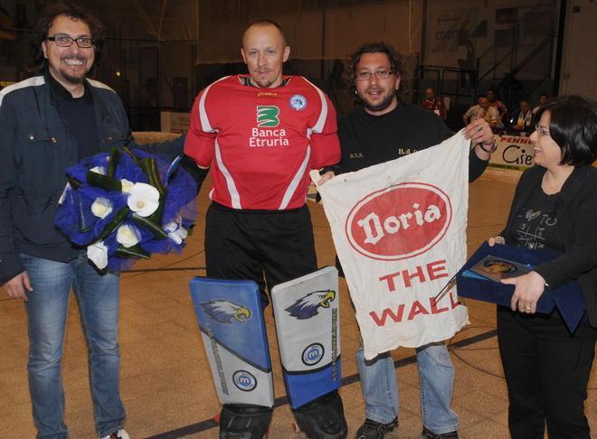 Doria Day in onore di Tosi Il portierone si è ritirato 