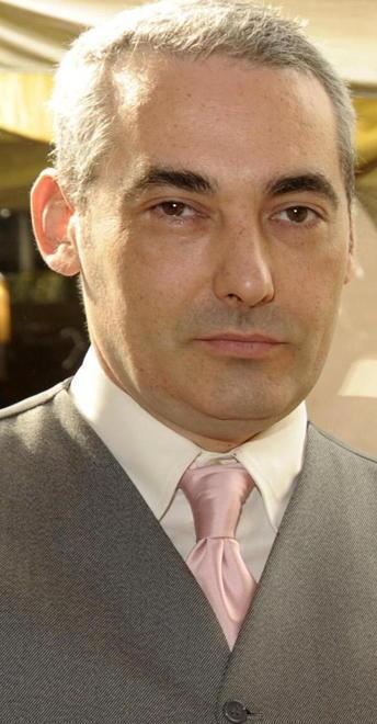 Artigiano se ne va da casa la famiglia lancia l’allarme