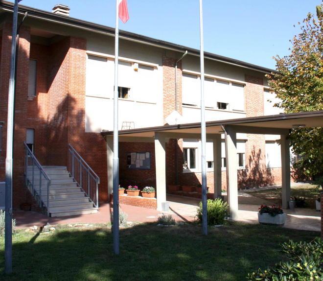 Pochi iscritti al liceo Rischio accorpamento 