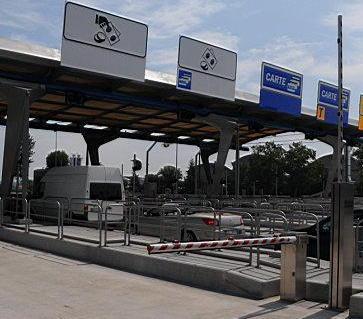 L’Asl scrive ai dirigenti: bypassare i caselli 