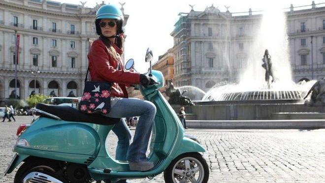 Rivoluzione Vespa, 55 km con un litro