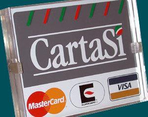 Chi ha bancomat o carte abilitate