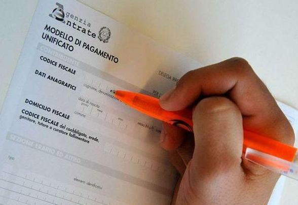 Imu, c’è tanta confusione Code in banca, bene i Caaf 
