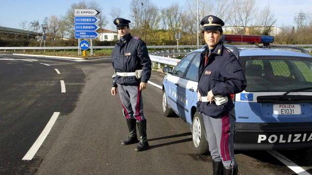 Drogati e ubriachi in auto notte da incubo in Fi-Pi-Li