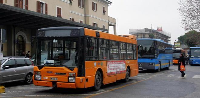 Ora sono a rischio taglio gli autobus per le frazioni 