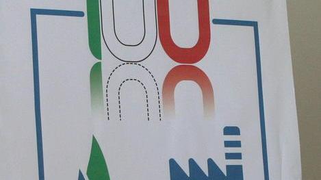 Cipressi, campagna e fabbrica disegnati da due giovanissimi