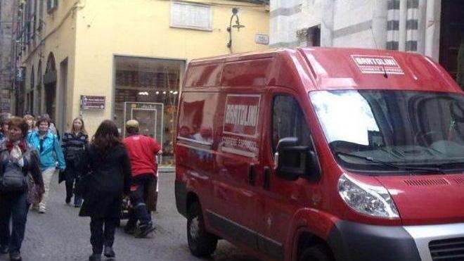 Ztl, meno furgoni in Fillungo