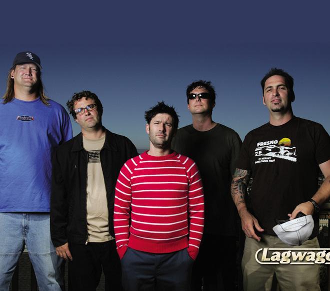 Dilaga al The Cage il punk-rock dei Lagwagon 
