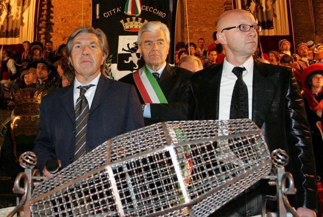 Il cda del Palio “bacchetta” Porta Raimonda
