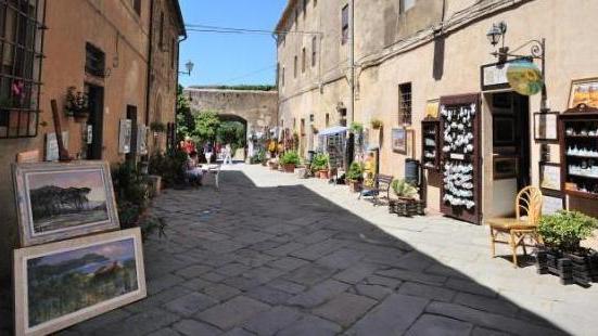Concorso di pittura al Castello di Populonia