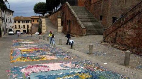 Al via l’Infiorata per i terremotati