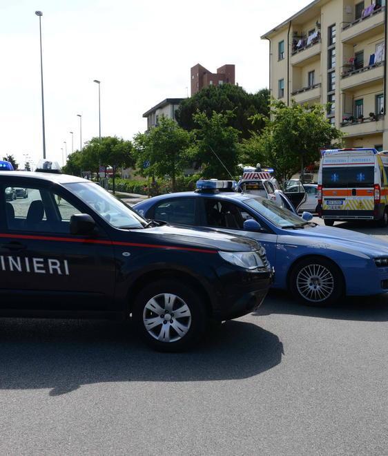 In bici contro un’auto gravissimo pensionato 