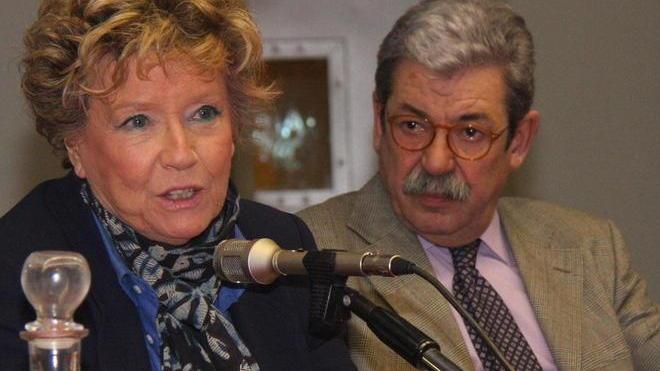 Dentro la valigia del preside la città che non vuole mai mollare