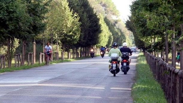 Pakistano rapinato in pieno giorno
