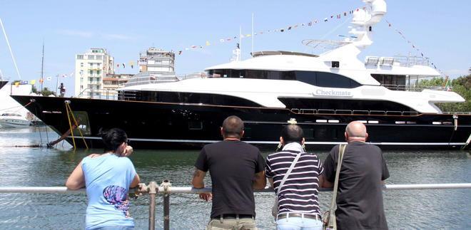 Benetti, un 45 metri extra lusso per superare la crisi 