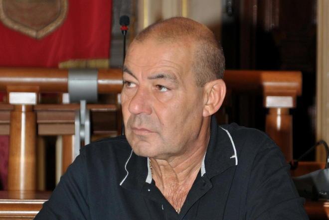 Luparini: azzerare la giunta e ripartire