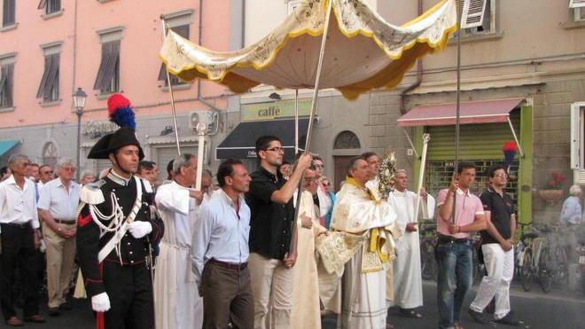 La Chiesa mobilita le parrocchie per i terremotati