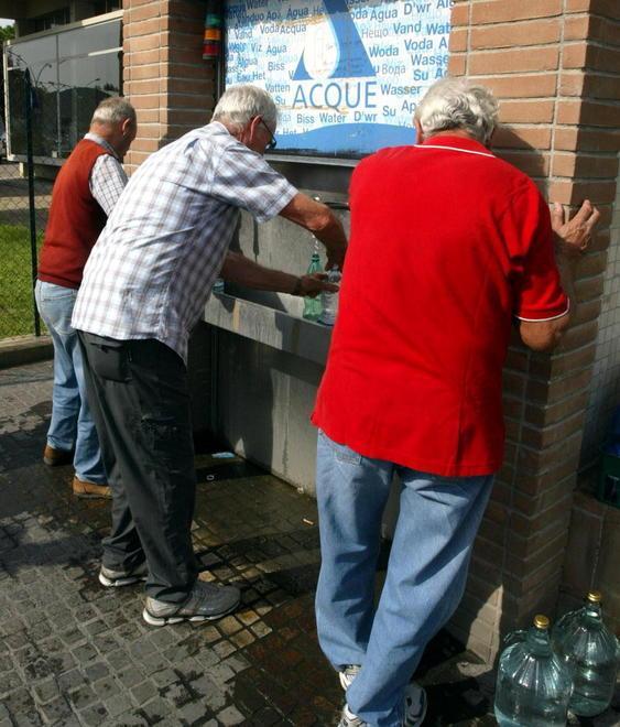 Acqua da poter bere apre il fontanello nel parco di Spicchio