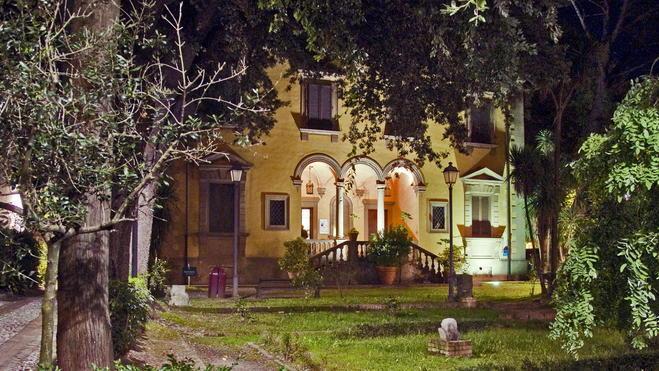 La biblioteca avvia l’era del digitale: oggi il debutto