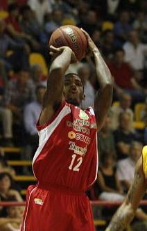 Dwight Hardy miglior giocatore del campionato 