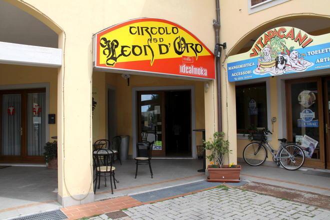 Leon d’oro, furto di notte 