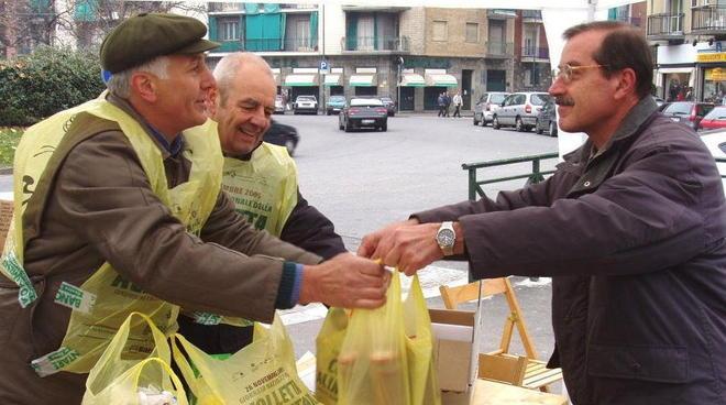 Quasi novemila chili di alimenti 