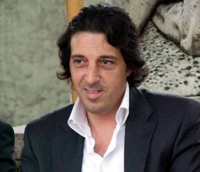 Oppicelli: pronto a dare le mie quote 