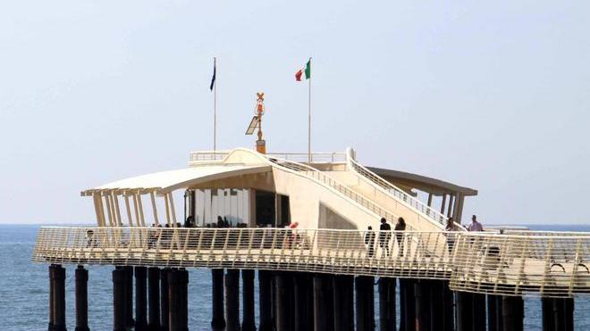 Bandiera Blu, festa tra cavalieri e surfisti