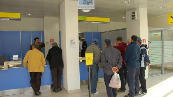 La bolletta arriva tardi e gli utenti pagano la mora