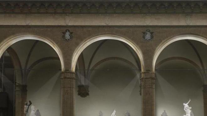 Rosignanese illumina la Loggia dei Lanzi