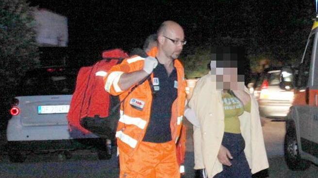 Le insidiò la figlia di 7 anni e l’accoltella