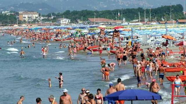La rabbia dei balneari: così non si lavora