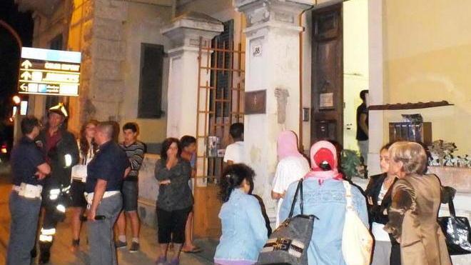 Il degrado è la causa del crollo nel palazzo