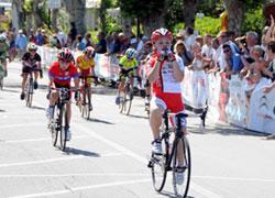Corsa ciclistica dei giovanissimi, mattinata di caos 
