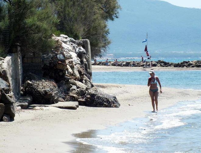 Spiagge pronte per i bagnanti ma resta l’incubo erosione 
