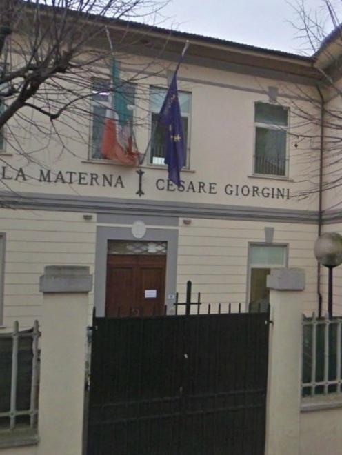 Non allontanate la nostra brava maestra 