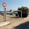 Via le sbarre anti-camper dai parcheggi 