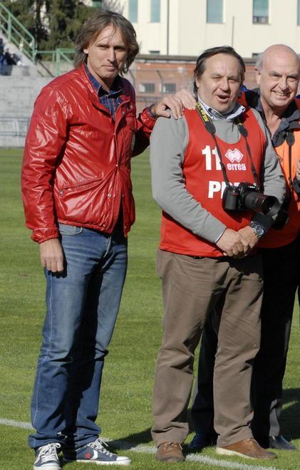 De Luca lascia la dirigenza rossonera 