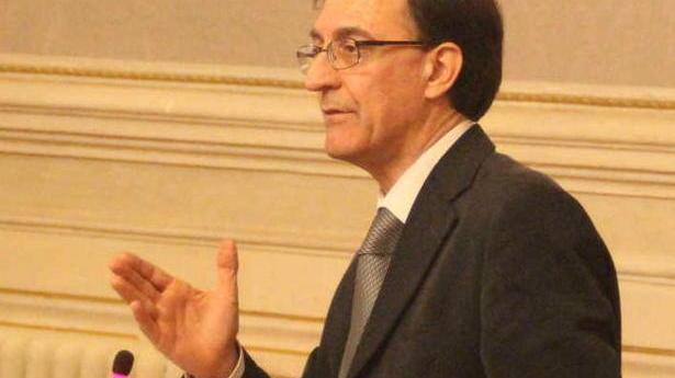 «L’assessore non viene in commissione»