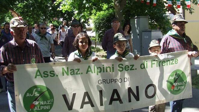 Celebrata a Vaiano la festa degli alpini
