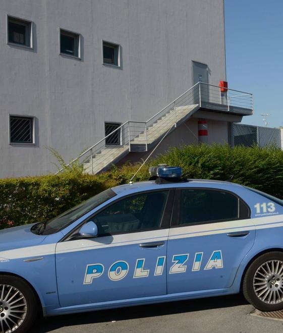 Un testimone: «Sembrava un film urlavano mentre picchiavano»