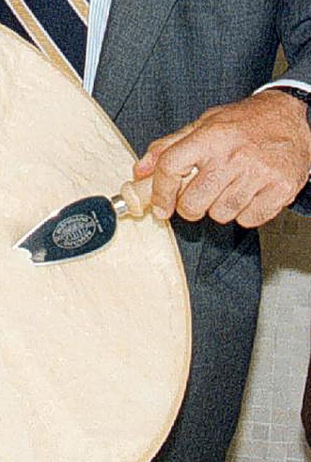 Parmigiano “solidale” in aiuto dei caseifici terremotati